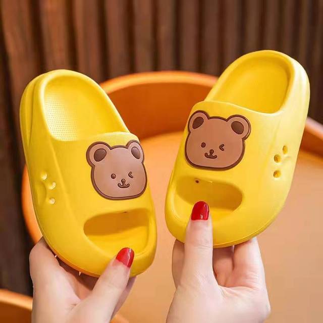 Chinelo Nuvem infantil